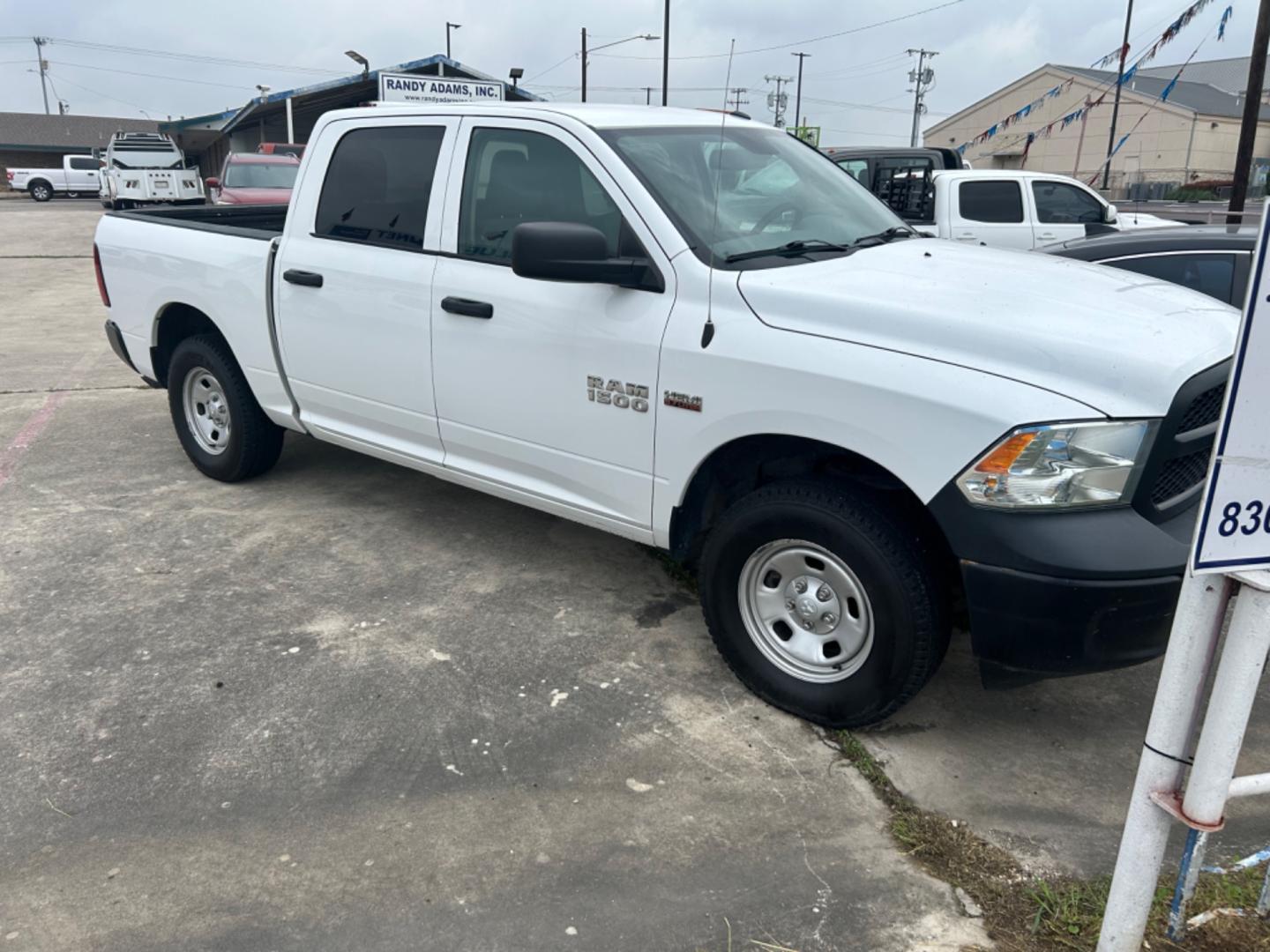 2018 White RAM 1500 Tradesman Crew Cab SWB 4WD (3C6RR7KT2JG) with an 5.7L V8 OHV 16V engine, 8A transmission, located at 1687 Business 35 S, New Braunfels, TX, 78130, (830) 625-7159, 29.655487, -98.051491 - Photo#1